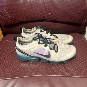 Worn nike vapormaxes